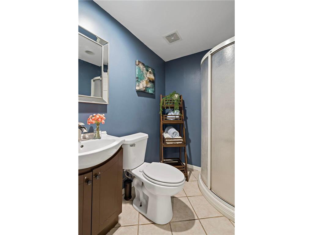 8600 Pineview Lane N Maple Grove MN 55369 7071703 image39