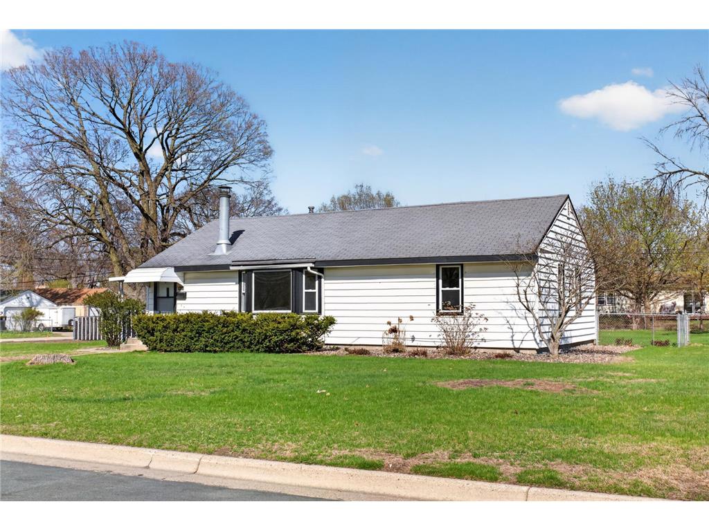 8601 1st Avenue S Bloomington MN 55420 7059979 image1