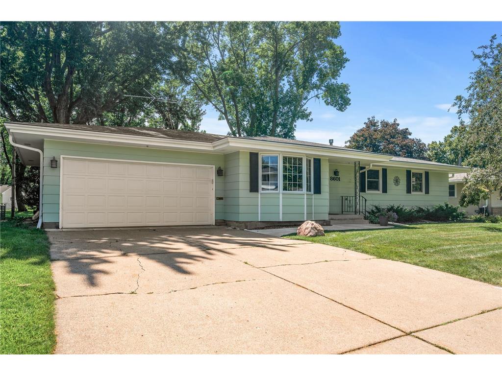 8601 40th Avenue N New Hope MN 55427 6529068 image1