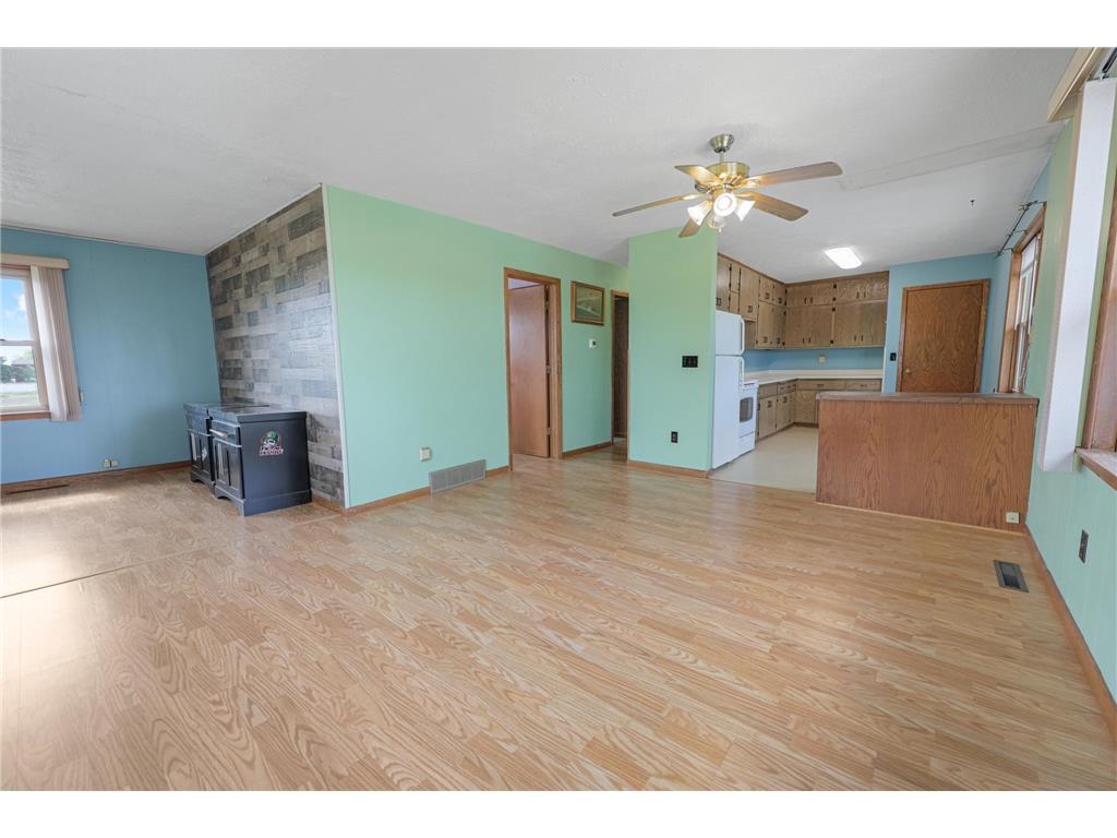 8601 Little Rock Road NE Foley MN 56329 7084944 image11