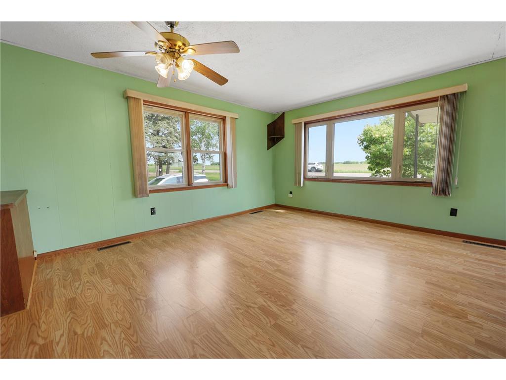 8601 Little Rock Road NE Foley MN 56329 7084944 image9