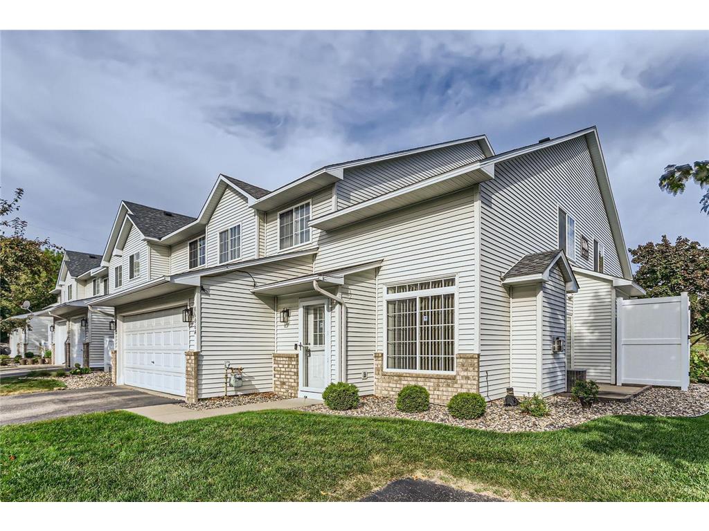 8606 Quarry Ridge Lane #A Woodbury MN 55125 6605645 image1