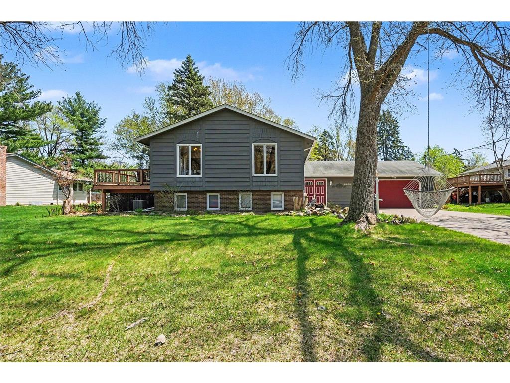 8608 Mattson Brook Lane Brooklyn Park MN 55444 7039857 image1