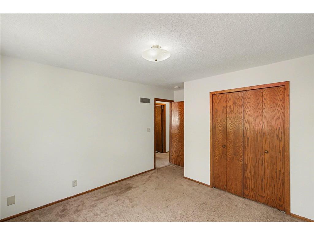 8608 Mattson Brook Lane Brooklyn Park MN 55444 7039857 image14
