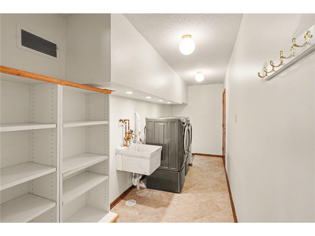 8608 Mattson Brook Lane Brooklyn Park MN 55444 7039857 image22
