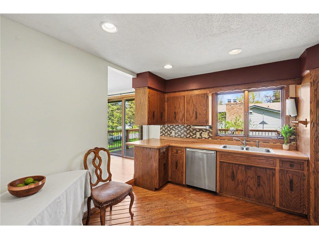 8608 Mattson Brook Lane Brooklyn Park MN 55444 7039857 image8