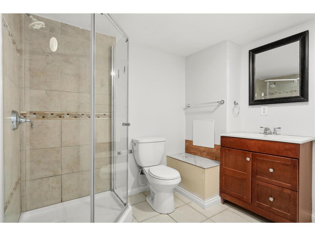 8609 W River Road Brooklyn Park MN 55444 7091818 image21