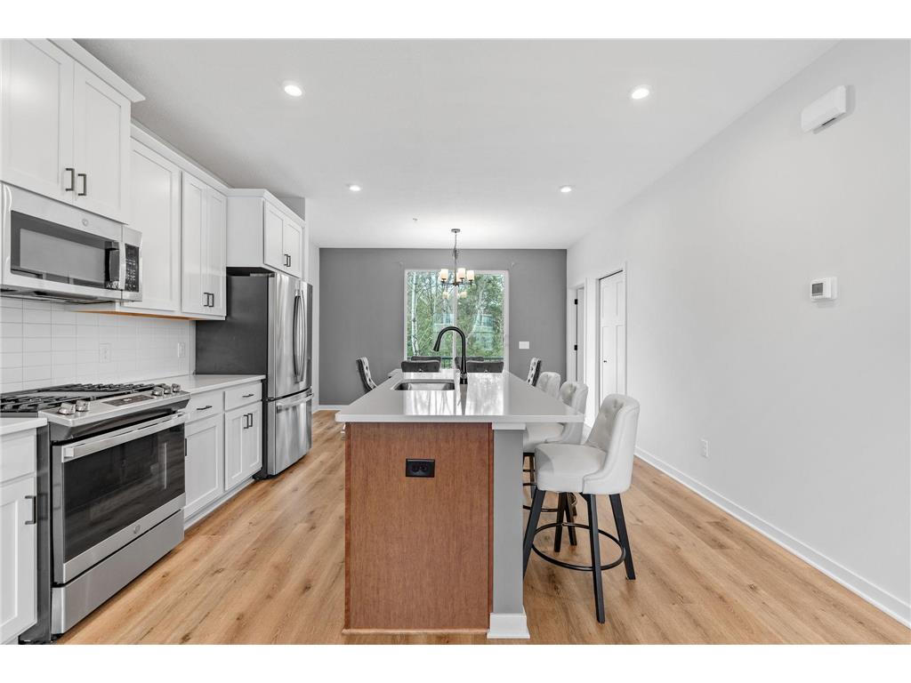 8612 Kenyon Court NE #B Blaine MN 55434 7004312 image17