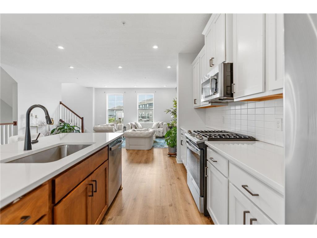 8612 Kenyon Court NE #B Blaine MN 55434 7004312 image20