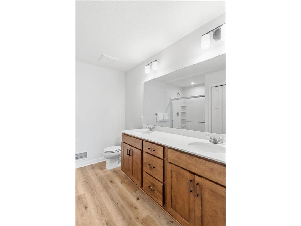 8612 Kenyon Court NE #B Blaine MN 55434 7004312 image33