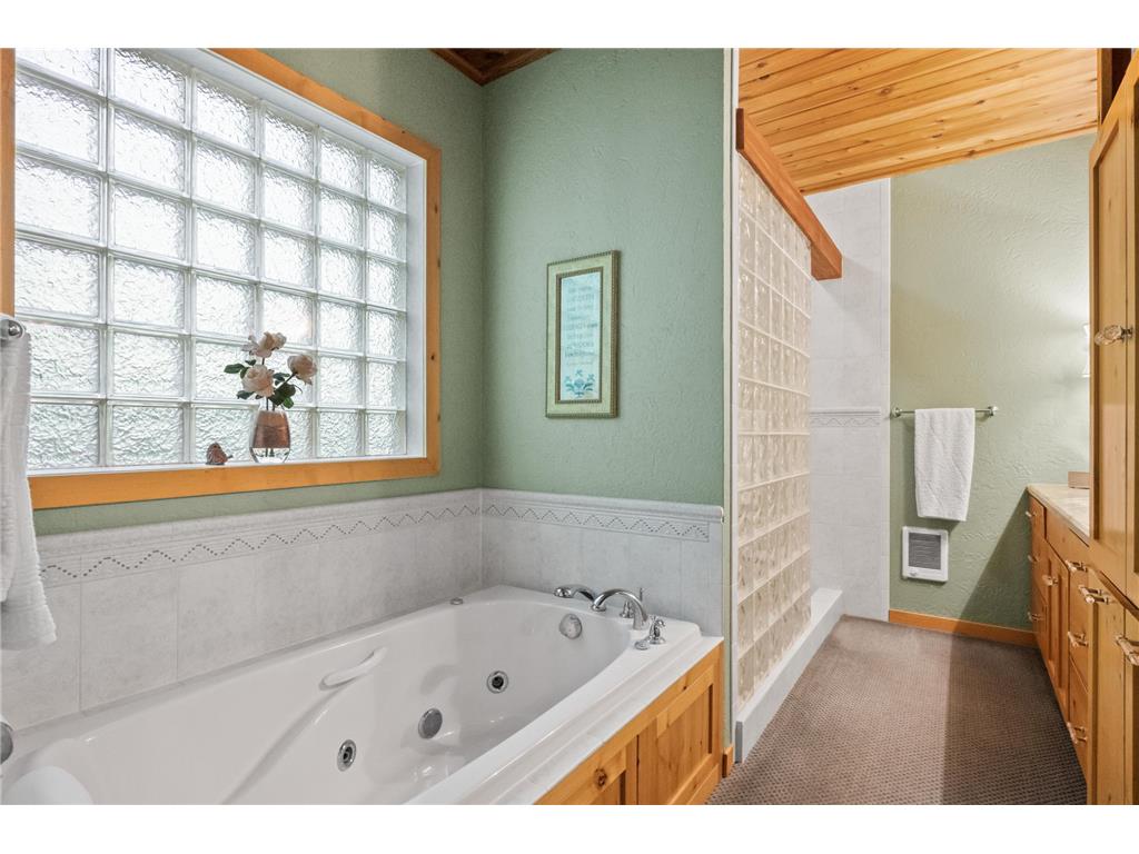 8612 S Union Lake Drive SE Hudson Twp MN 56308 - Union Lake 6778718 image37