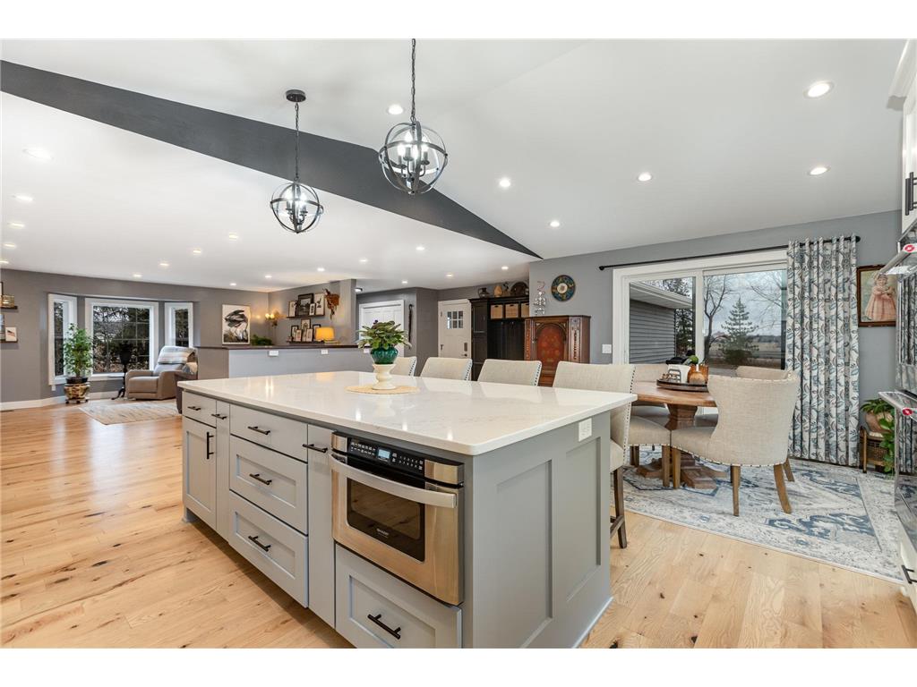 8614 211th Avenue NW Nowthen MN 55330 6639784 image1