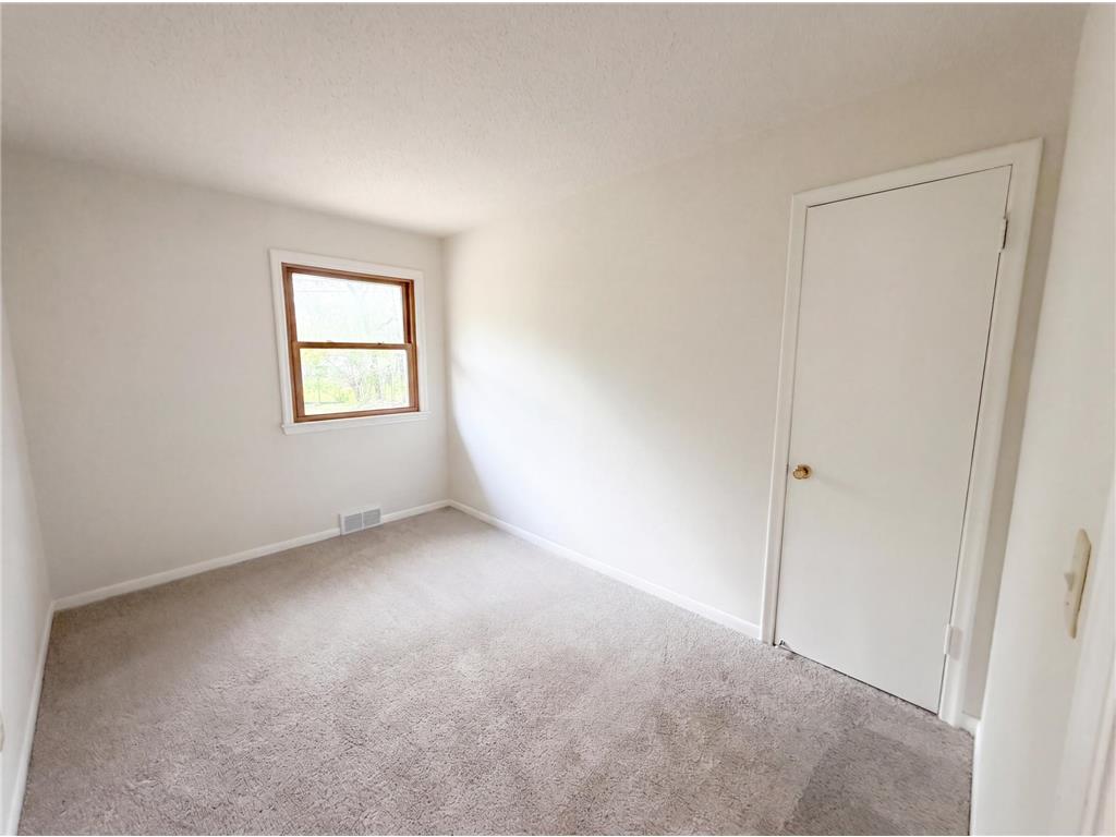 8615 Virginia Circle N Saint Louis Park MN 55426 7033519 image4