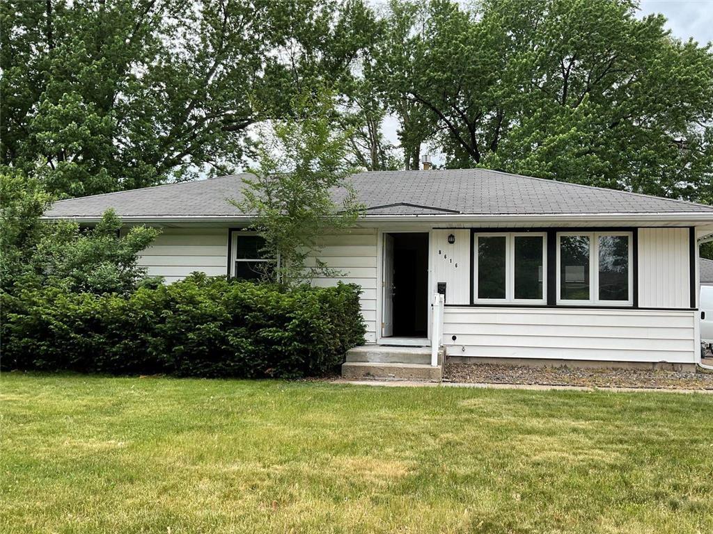 8616 Oakland Avenue S Bloomington MN 55420 6382424 image1