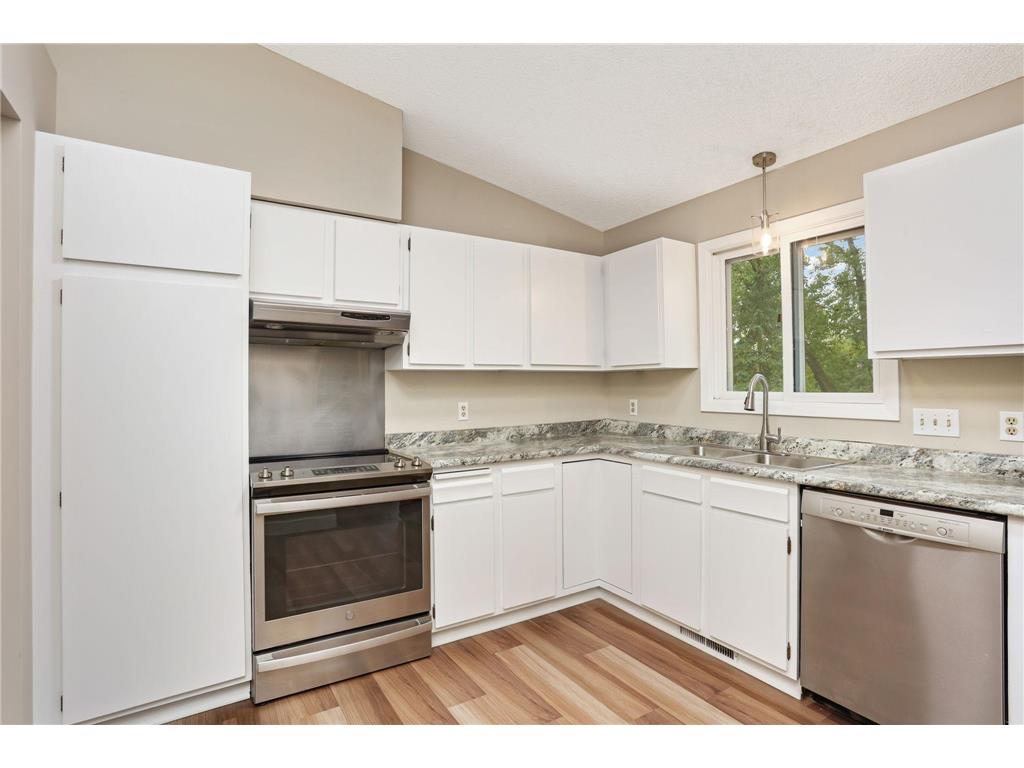 8616 Windward Circle Eden Prairie MN 55344 7023587 image7