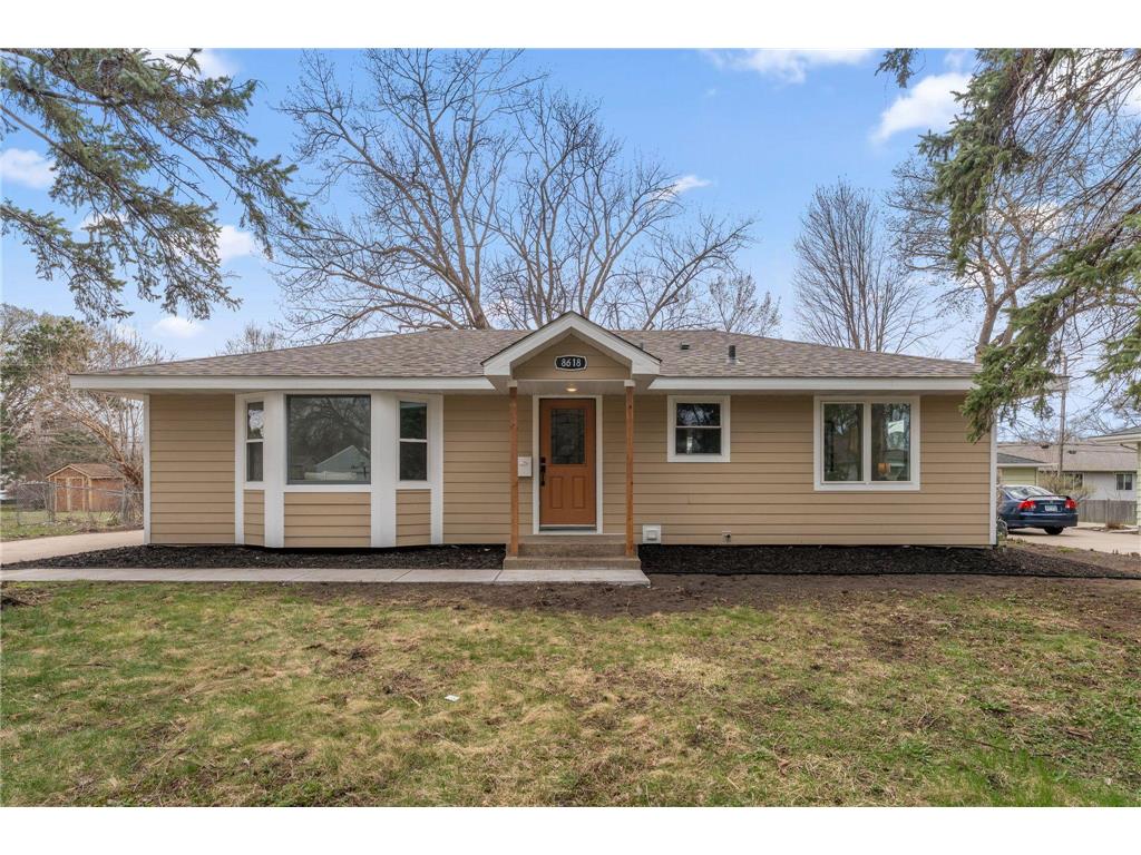8618 Chicago Avenue S Bloomington MN 55420 7054442 image1
