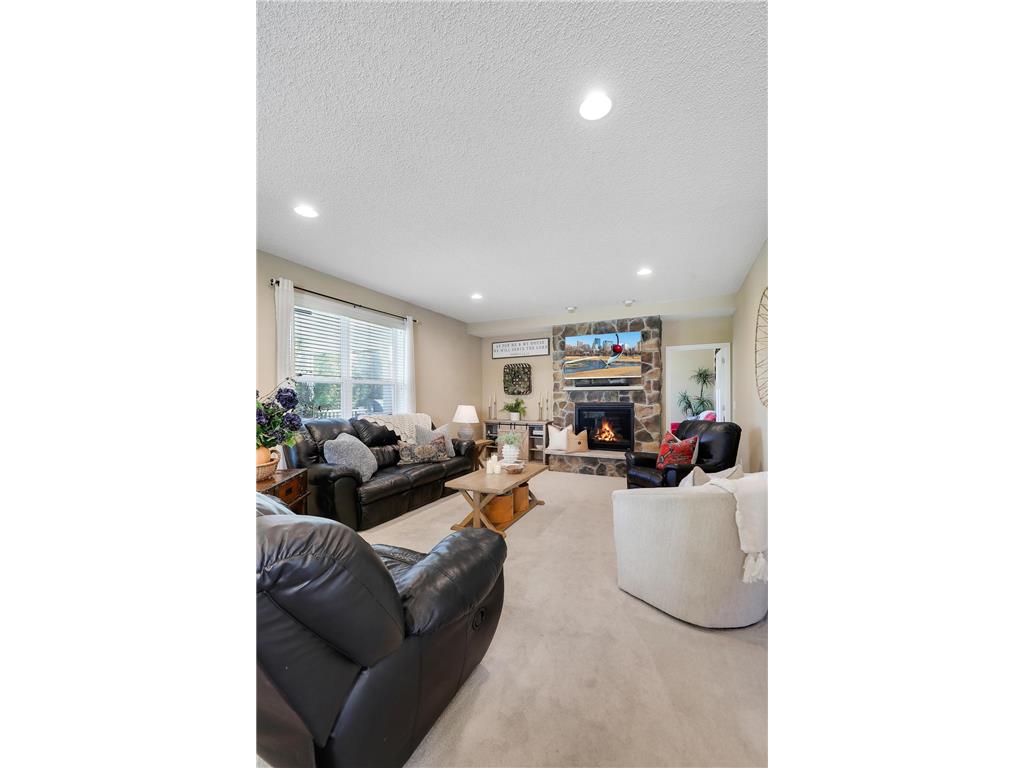 8619 Portage Lane E Shakopee MN 55379 7076071 image26