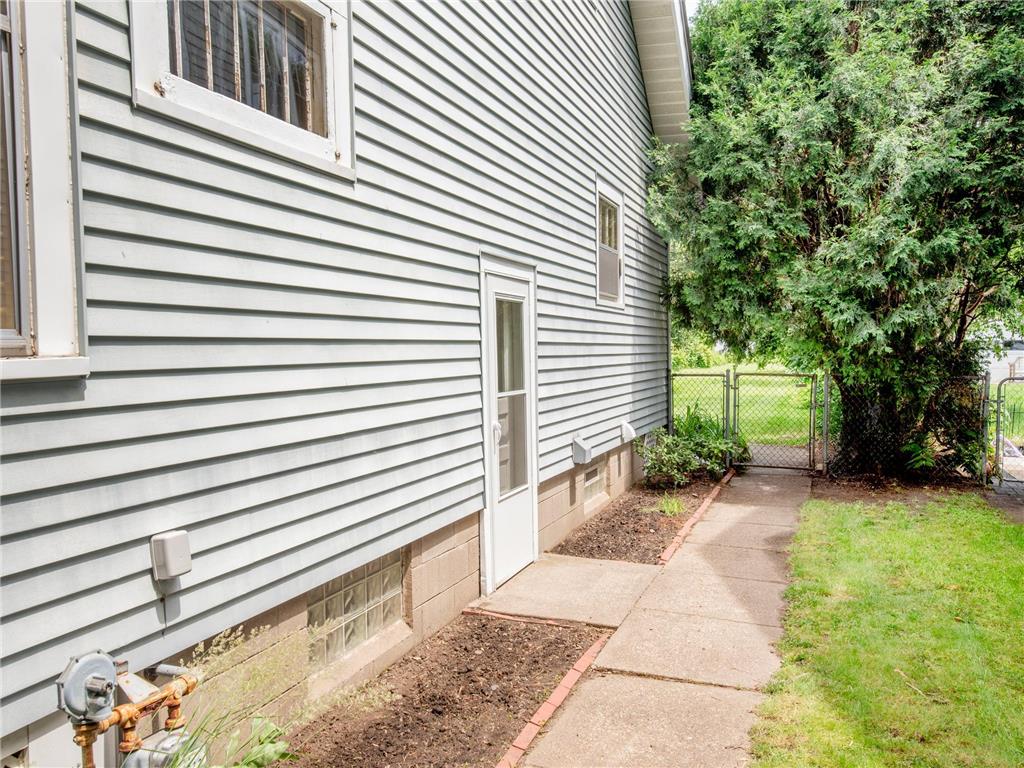 862 Holton Street Saint Paul MN 55104 7098375 image29