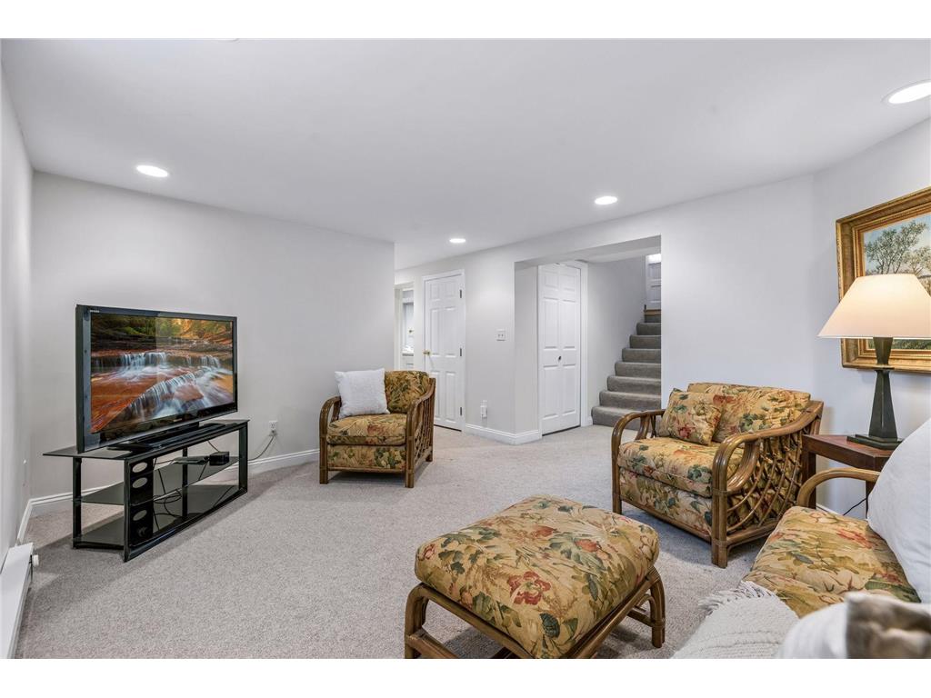862 Linwood Avenue Saint Paul MN 55105 6806069 image38