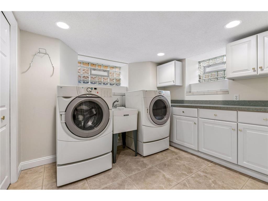 862 Linwood Avenue Saint Paul MN 55105 6806069 image42