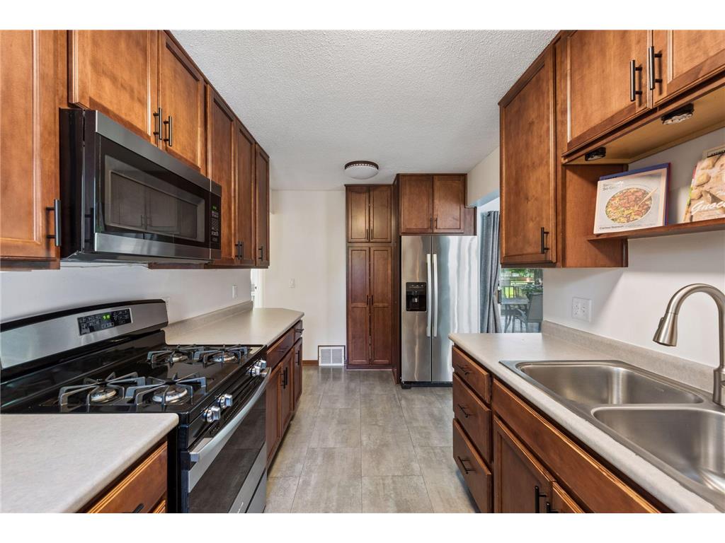 8620 Russell Avenue S Bloomington MN 55431 7093749 image7