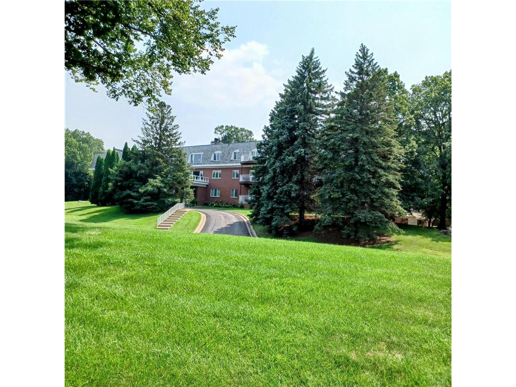 8621 Basswood Road #23 Eden Prairie MN 55344 7021030 image2