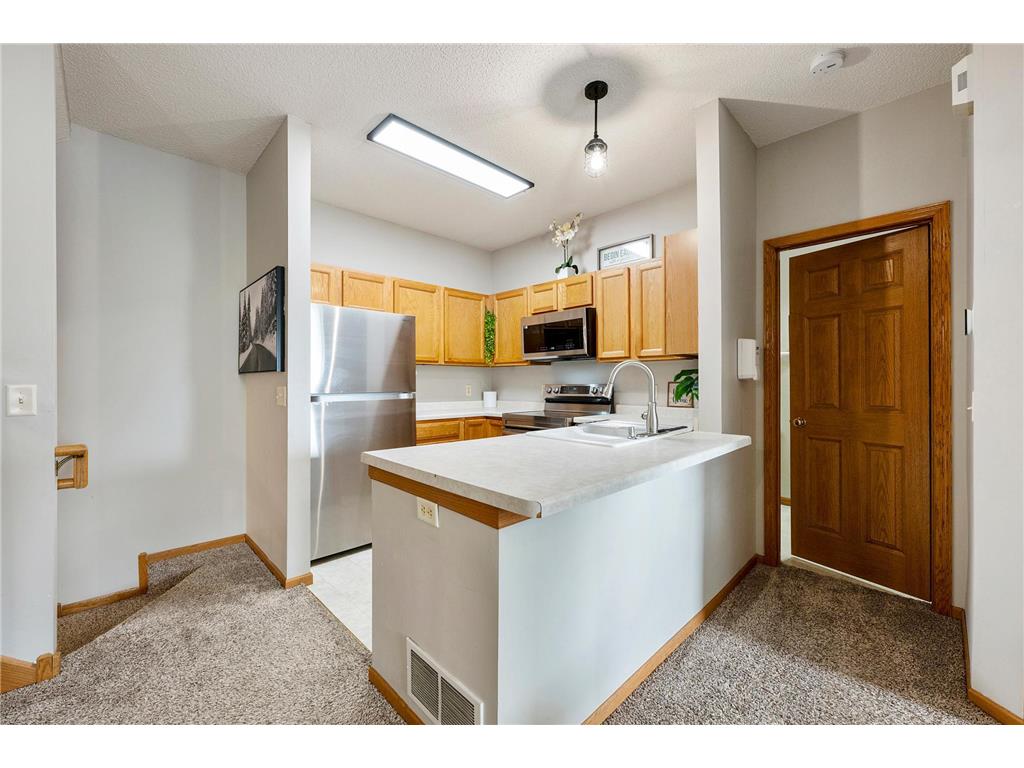 8622 Savanna Oaks Bay #K Woodbury MN 55125 7024784 image9