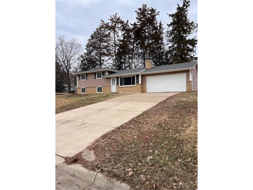 8624 Cherokee Drive N Brooklyn Park MN 55428 7031333 image1