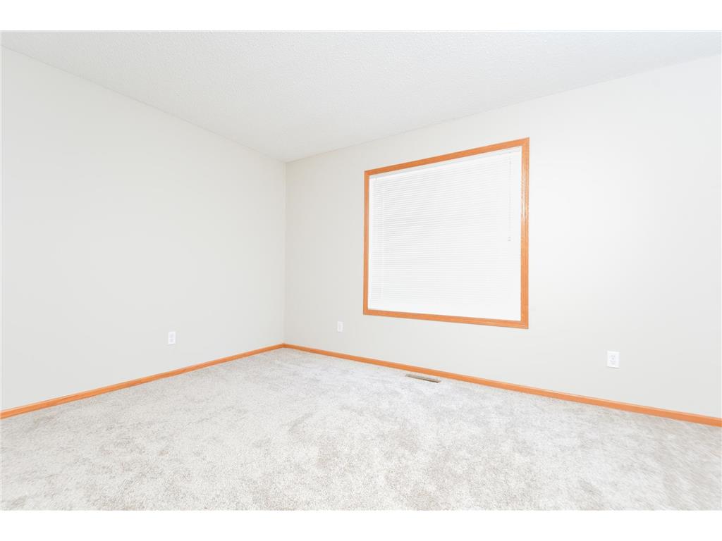 8626 Savanna Oaks Bay #A Woodbury MN 55125 7055183 image9