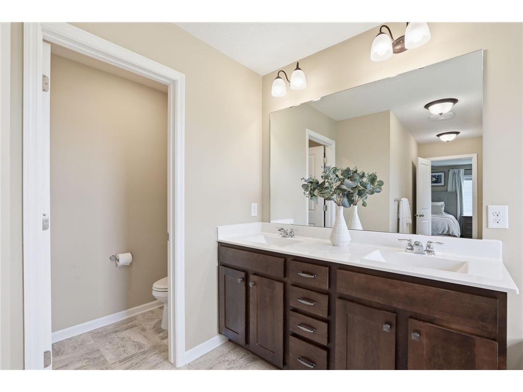 8629 188th Street W Lakeville MN 55044 7021839 image29