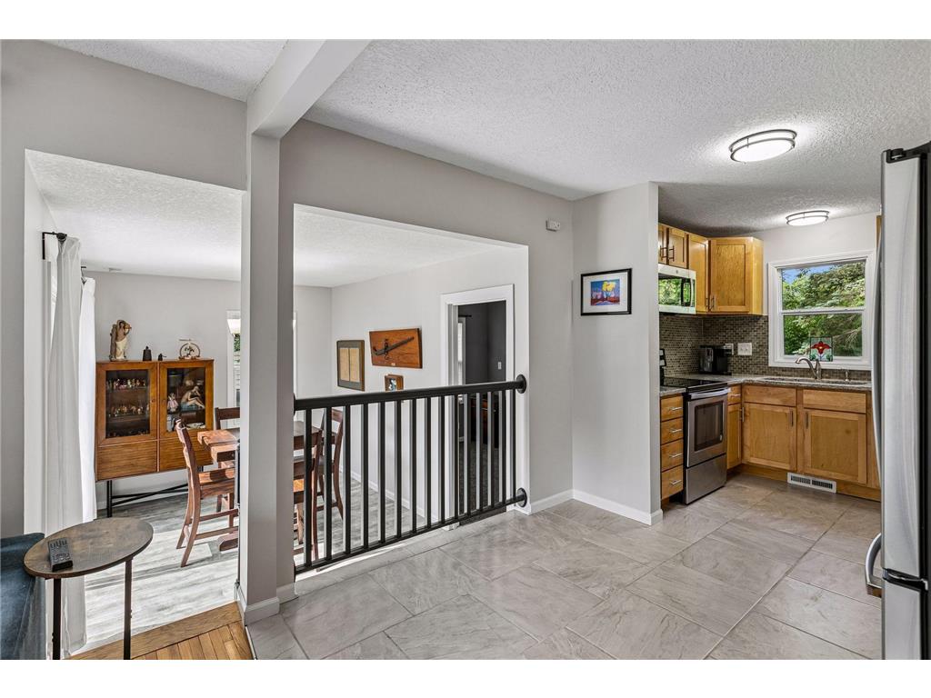 8630 Goodhue Street NE Blaine MN 55449 7082547 image11