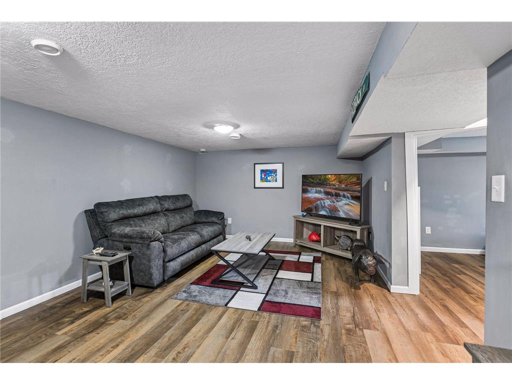 8630 Goodhue Street NE Blaine MN 55449 7082547 image23