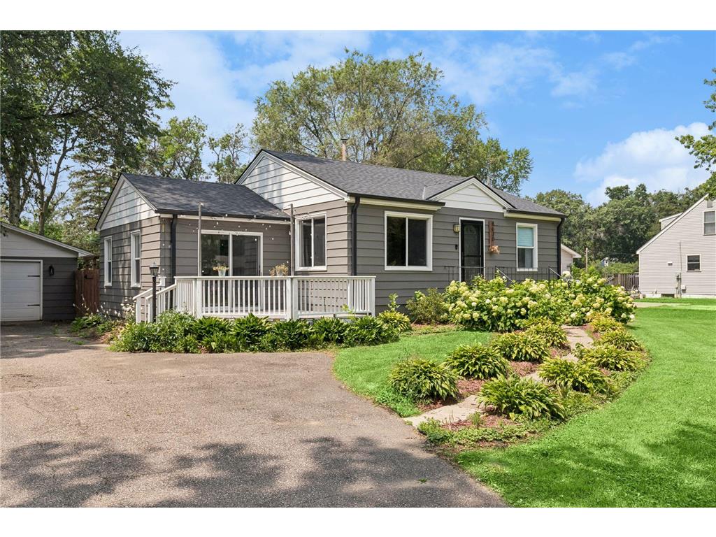 8630 Goodhue Street NE Blaine MN 55449 7082547 image3