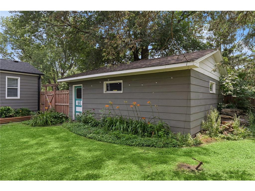 8630 Goodhue Street NE Blaine MN 55449 7082547 image35