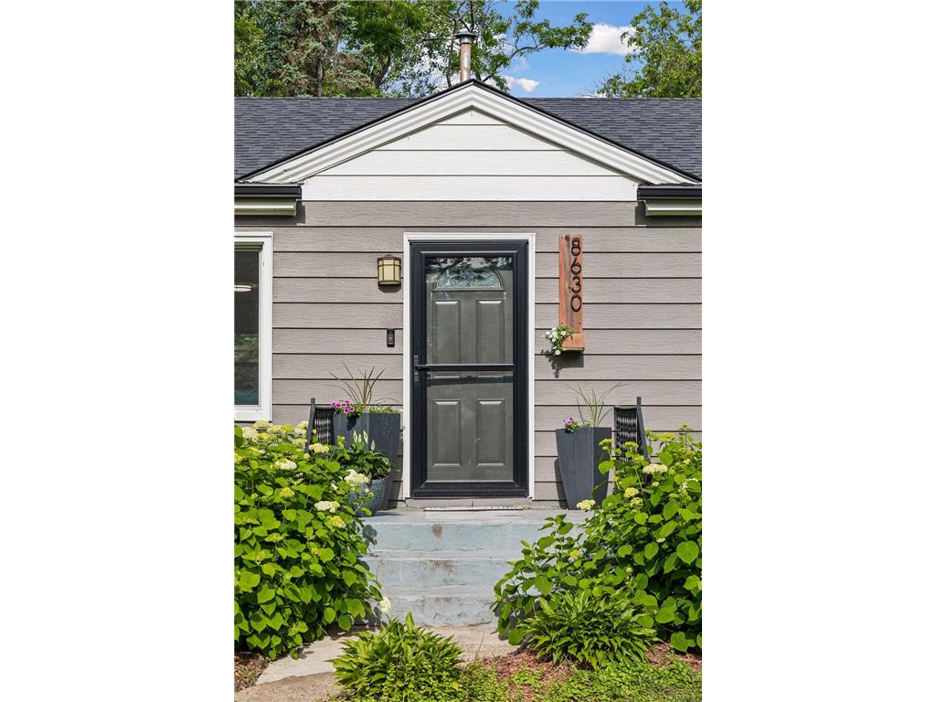 8630 Goodhue Street NE Blaine MN 55449 7082547 image4