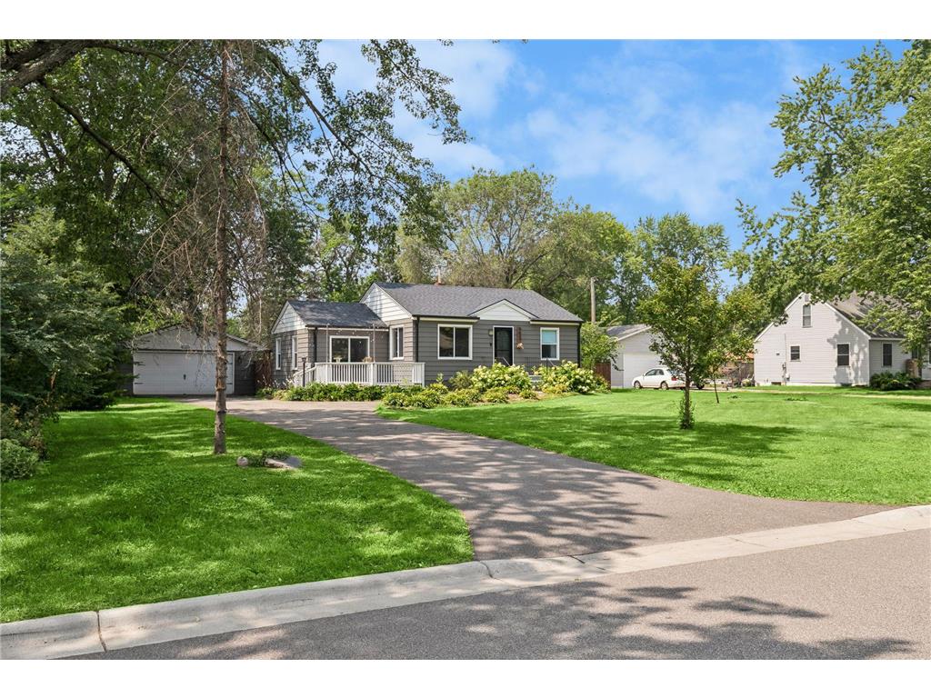 8630 Goodhue Street NE Blaine MN 55449 7082547 image5