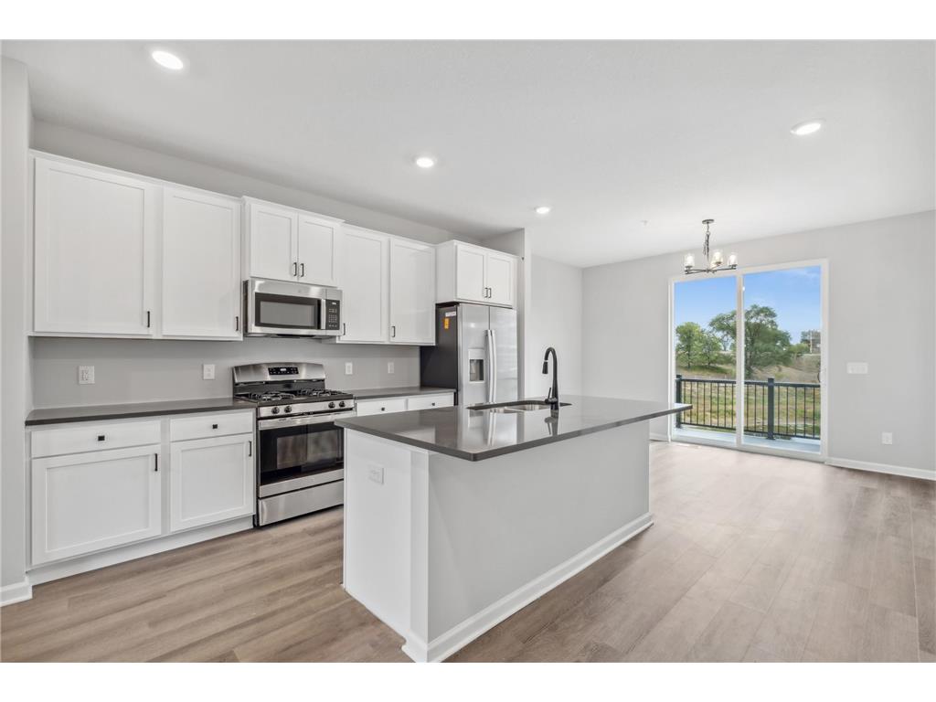 8632 Kenyon Court NE #B Blaine MN 55449 6459670 image1