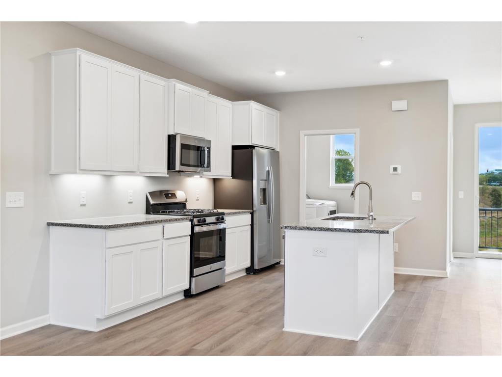 8632 Kenyon Court NE #C Blaine MN 55449 6459813 image1