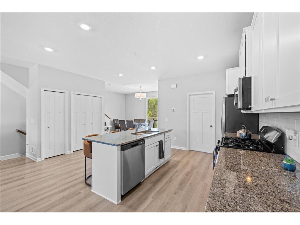 8632 Kenyon Court NE #D Blaine MN 55449 7068282 image7