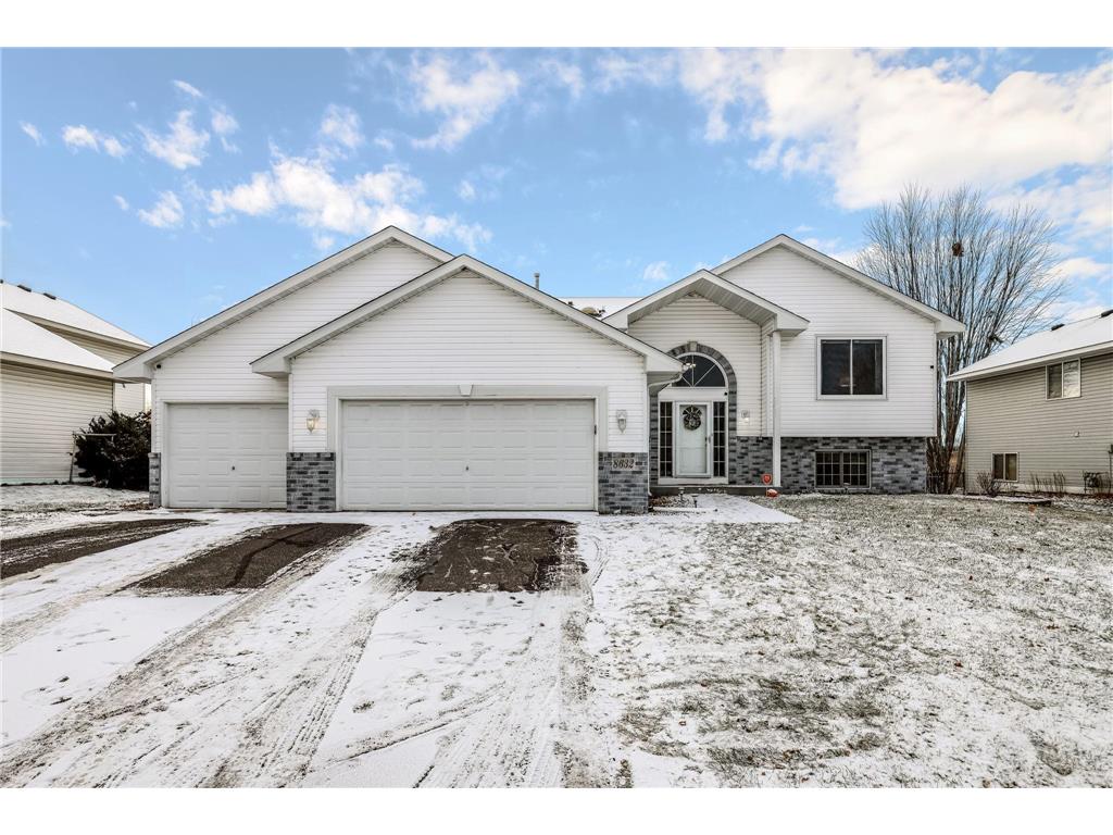 8632 Maryland Court N Brooklyn Park MN 55445 6637161 image1