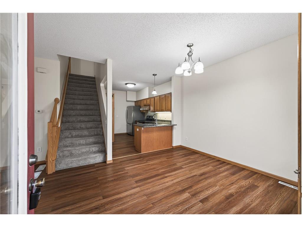8635 Tessman Circle N Brooklyn Park MN 55445 7026333 image11