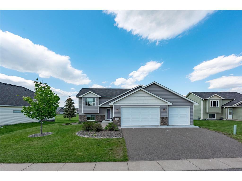 8638 Preserve Boulevard N Chisago City MN 55013 6365089 image1