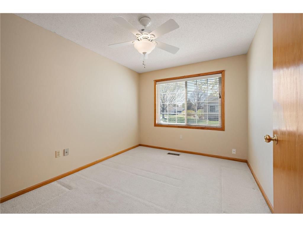 8639 Prestwick Lane N Brooklyn Park MN 55443 7061997 image14