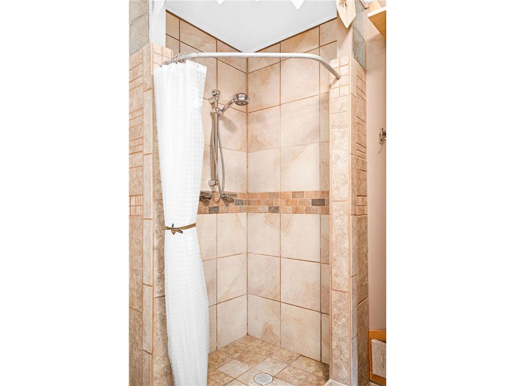 8639 S Strand Lake Road Cotton MN 55724 - Strand 6693303 image16