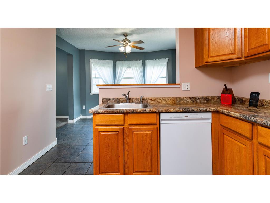 864 Lawson Avenue E Saint Paul MN 55106 6797488 image13