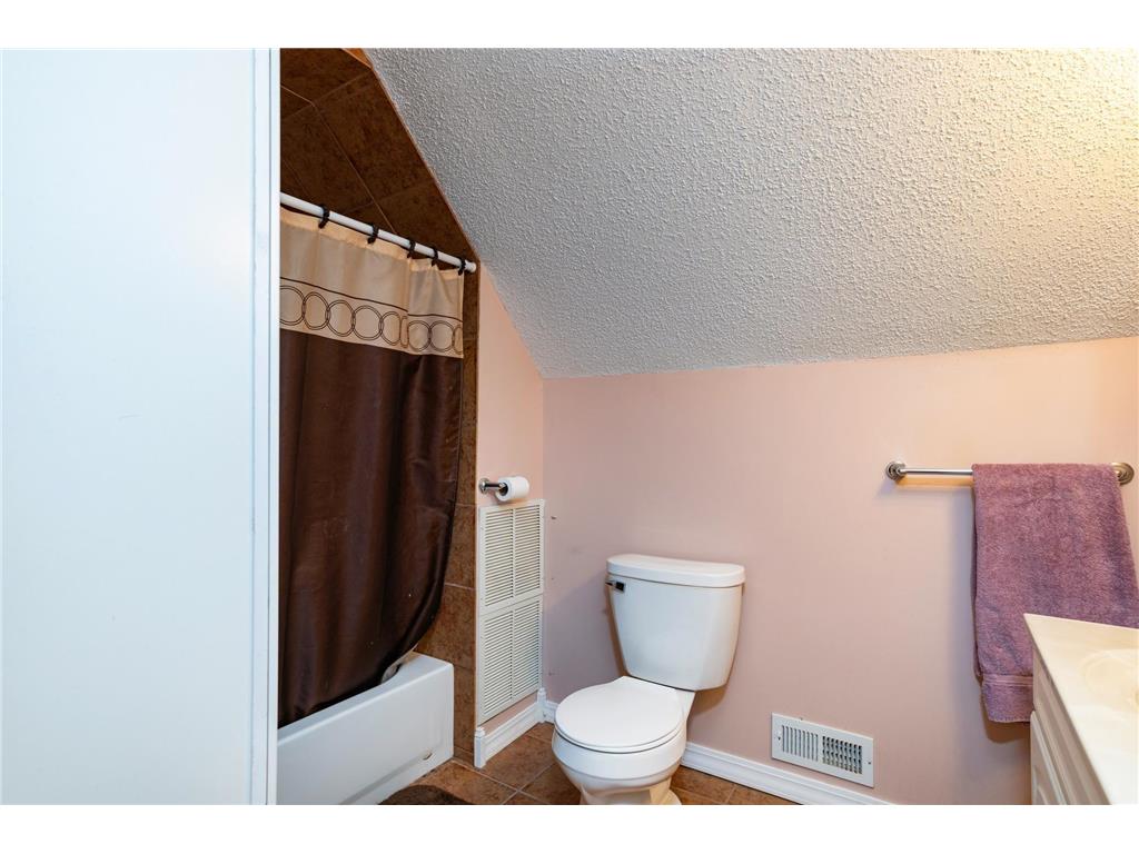 864 Lawson Avenue E Saint Paul MN 55106 6797488 image17