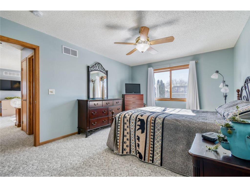 864 S Park Drive Hastings MN 55033 7008631 image22