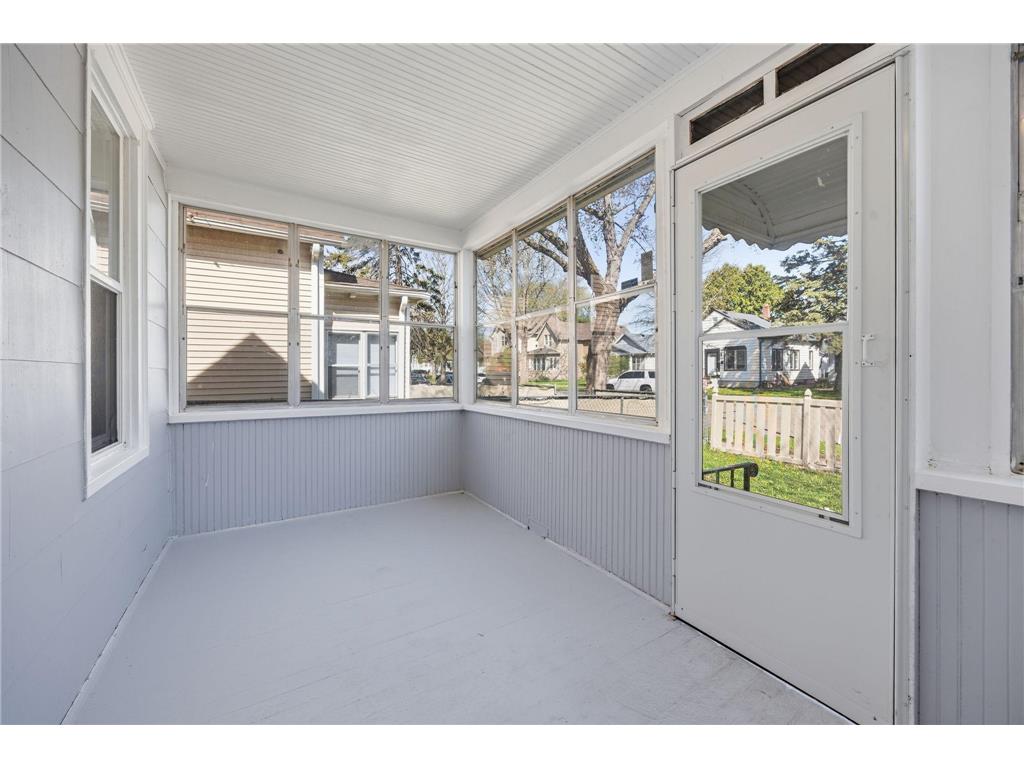 864 Sims Avenue Saint Paul MN 55106 7073600 image11