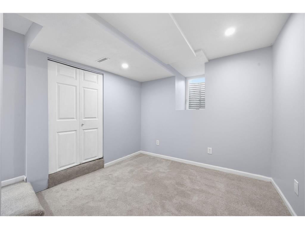 864 Sims Avenue Saint Paul MN 55106 7073600 image19