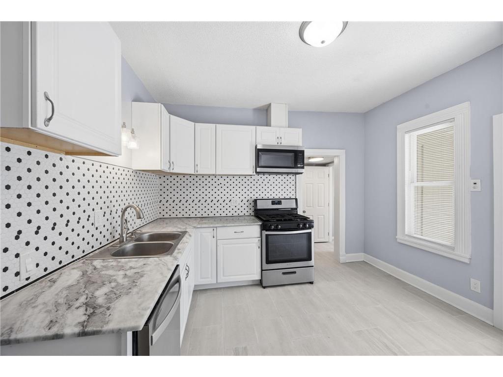864 Sims Avenue Saint Paul MN 55106 7073600 image4